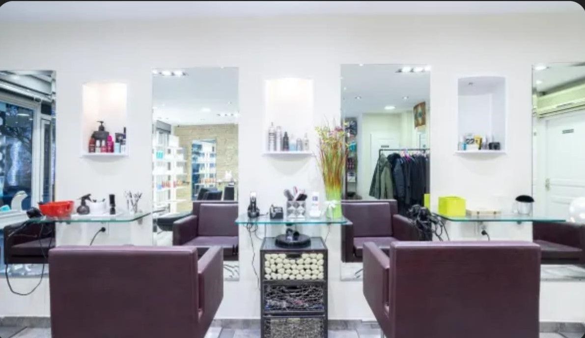 VILLEURBANNE VILLEURBANNE FLACHET- SALON DE COIFFURE. ESTHETIQUE 60 m². 77140 3