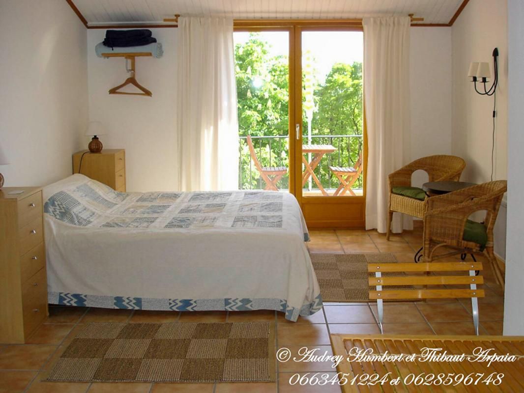 RIEZ EXCLUSIVITE, à ST JURS, Maison de ville de 215 m² avec Terrasses et ateliers d'art (ou garage) 3