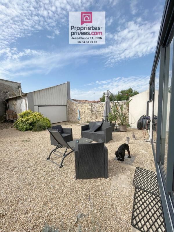 LA BRETONNIERE-LA-CLAYE Maison La Bretonniere La Claye 5 pièce(s) 106 m2 2