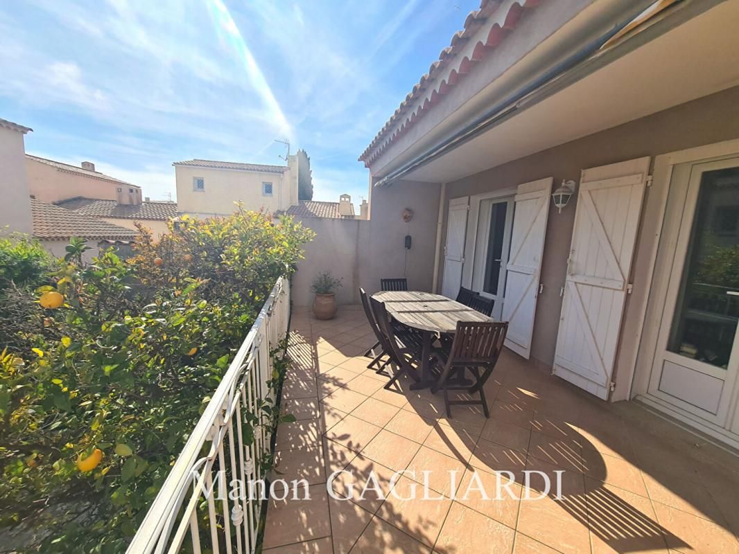 BANDOL Proche Commerces et Port à pied- Villa T5 137m² avec aperçu mer 3