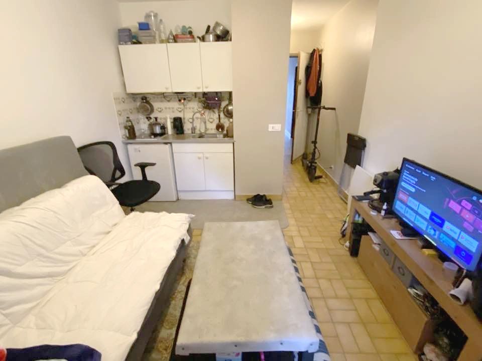 NOUVEAUTE/STUDIO AVEC JARDIN ET PLACE DE PARKING