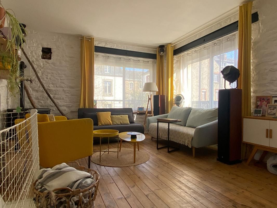 VANNES Centre ville Appartement T4 avec terrasse extérieure et espace complémentaire privatif 2