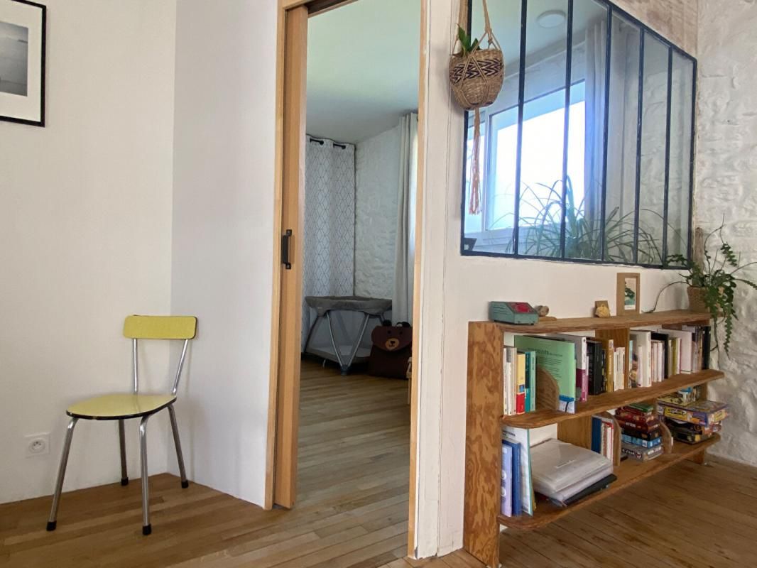 VANNES Centre ville Appartement T4 avec terrasse extérieure et espace complémentaire privatif 4