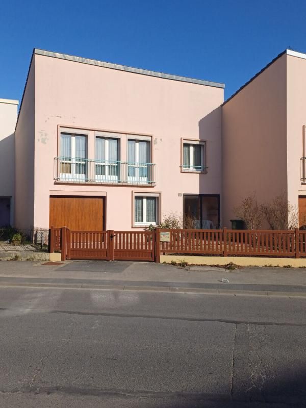 CHALONS-EN-CHAMPAGNE Maison 5 pièces 97 m² - Chalons en Champagne 2