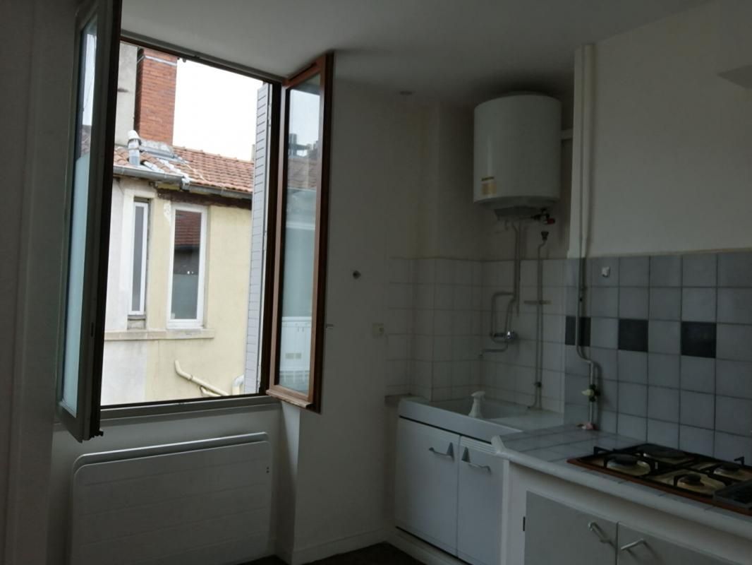 VIENNE Appartement Vienne 2 pièce(s) 38 m2 3