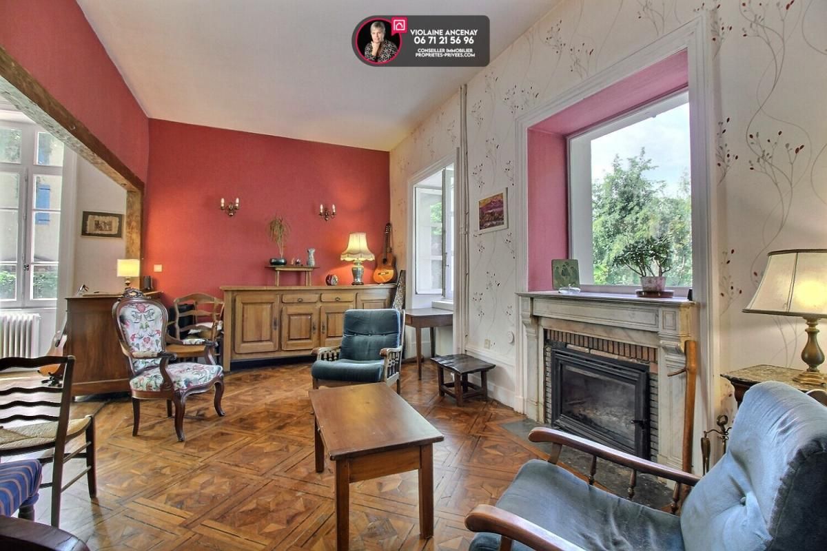 Maison de caractère, Saint Genix Les Villages 285 m2