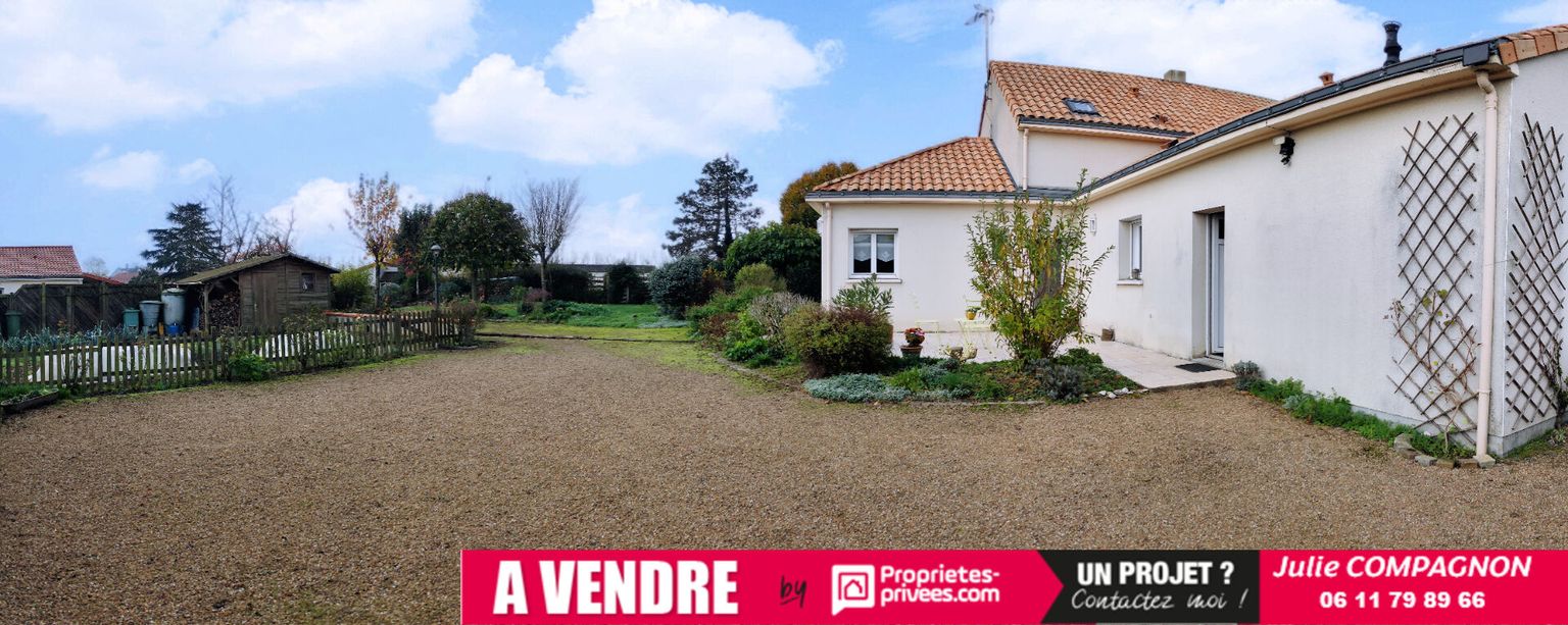 BEAUPREAU EN MAUGES Maison chaudron en mauges - 3 chambres et 1 bureau - garage - 141 m² env 4