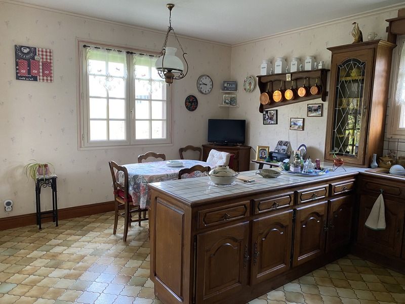 NAINTRE Maison 8 pièce(s) 119 m2 4