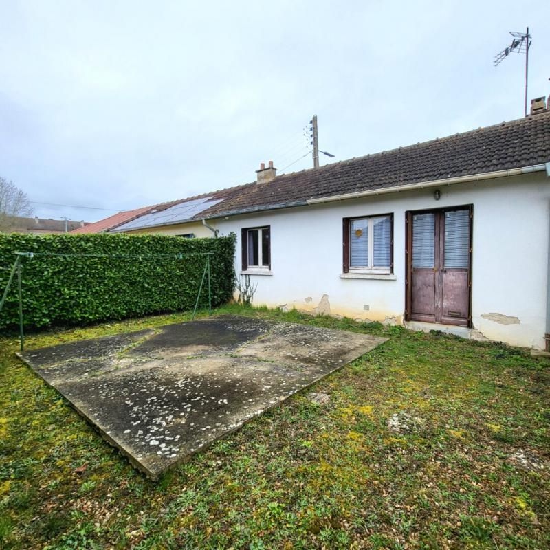 SAINT-REMY-SUR-AVRE Maison de plain-pied (40m²), Saint Rémy sur Avre (28380), 2 chambres, terrain de 150 m². Prix HAI : 74 990 3