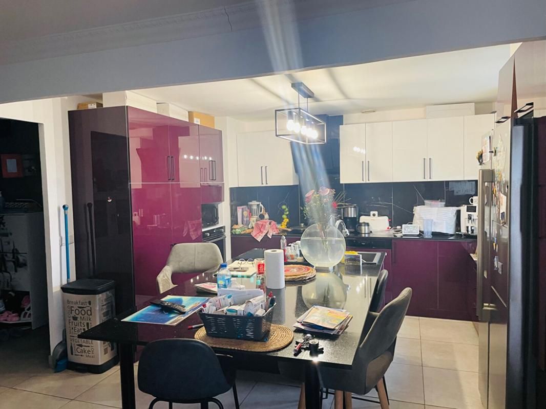 CHERISY Maison 200 m2 à 5 min de Chérisy, Garage 80m2, dépendance, véranda 3