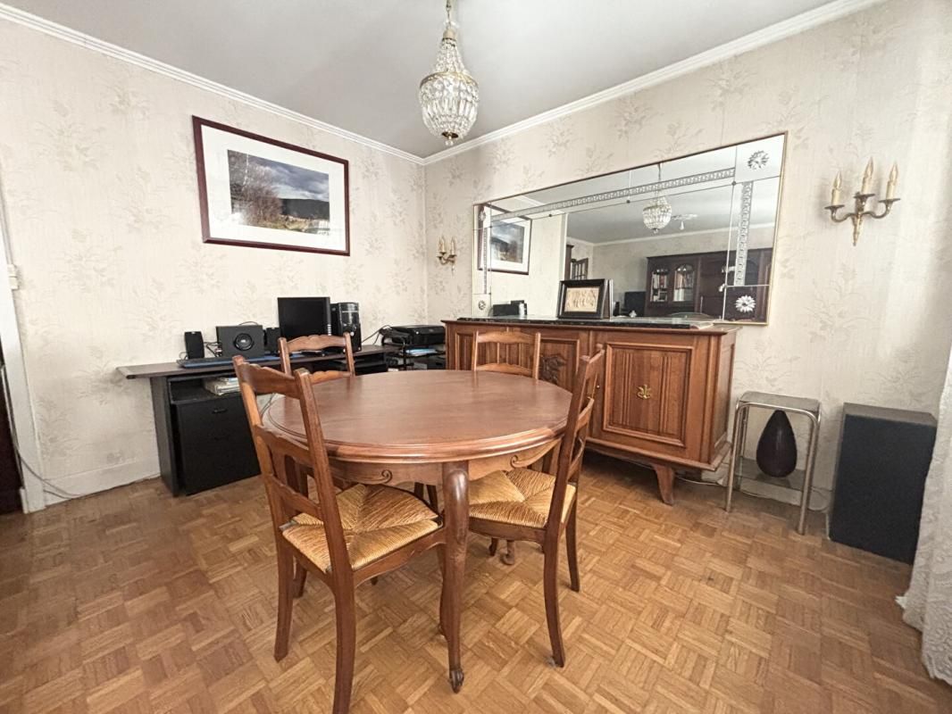 Appartement Lyon 3-4 pièce(s) 76M2- LYON PART DIEU