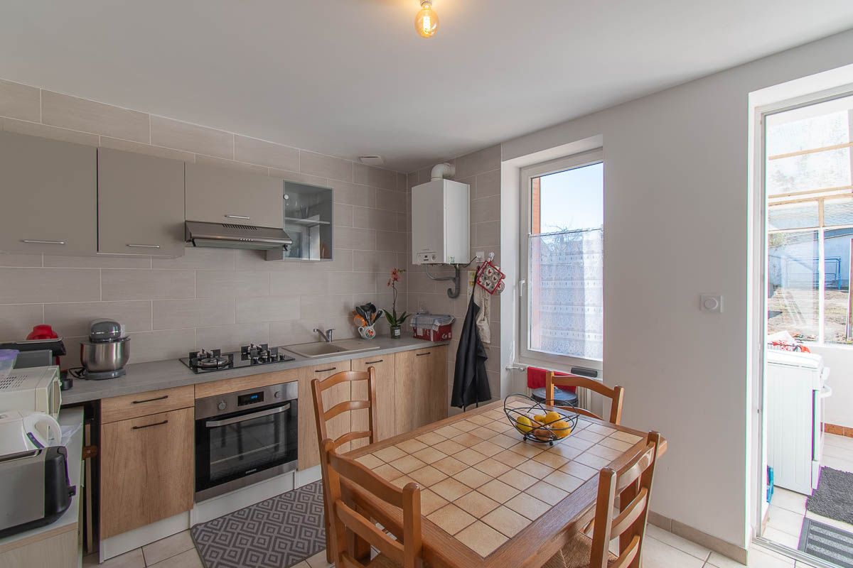VIERZON Maison Vierzon 2 pièce(s) 56 m2 2