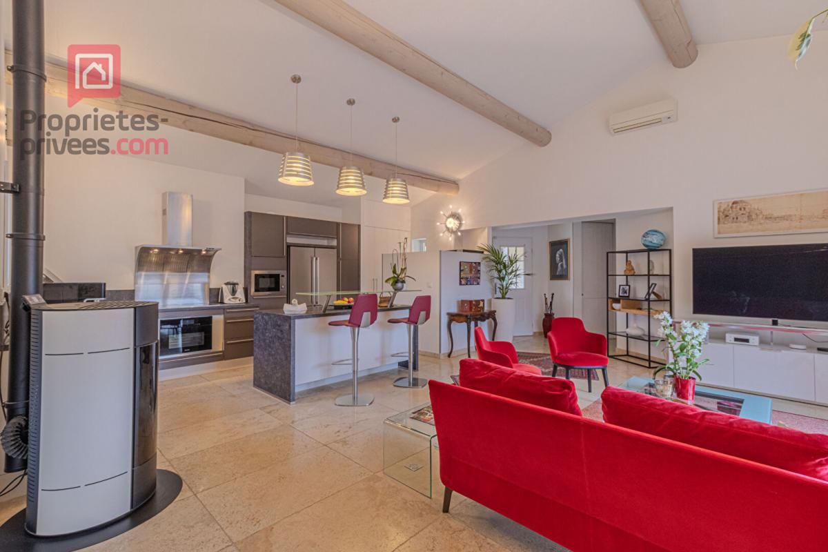 SAINT-SATURNIN-LES-APT Exclusivité: VILLA Gargas 5 pièce(s) 128 m2 habitables sur 643 m2 de terrain avec piscine 2