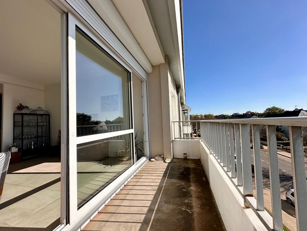 SAINT-HERBLAIN SAINT-HERBLAIN BOURG APPARTEMENT - 3 CHAMBRES 4