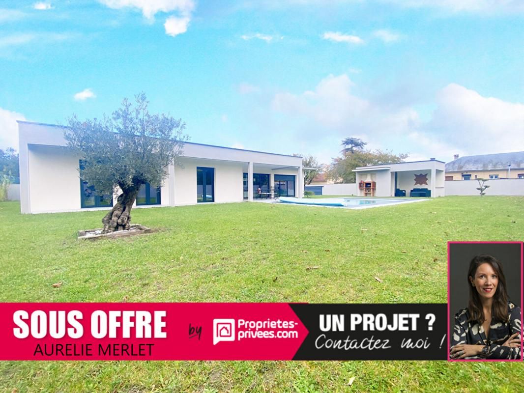Maison avec jardin et piscine