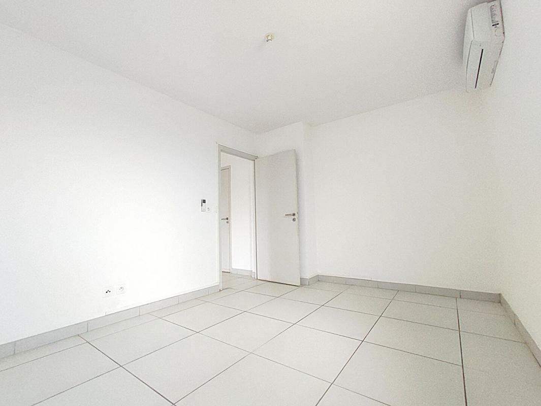 LE FRANCOIS Maison / APPT F2 mitoyen de 44m2 avec jardin au François 4