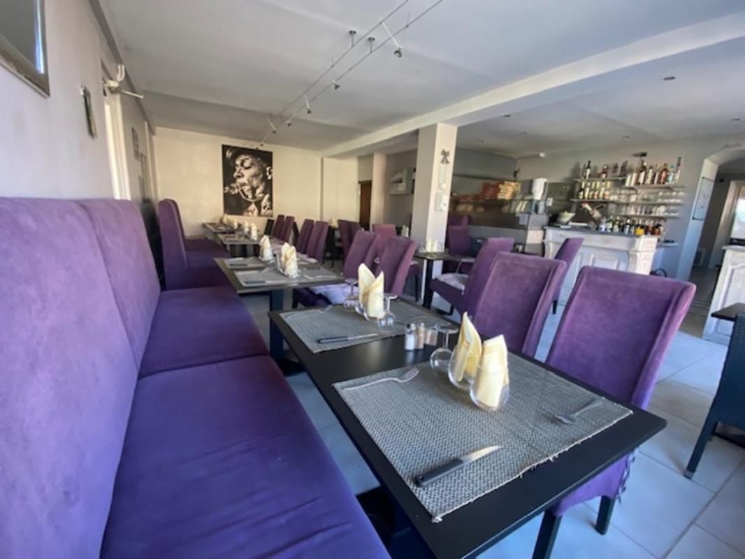 RIEZ PUIMOISSON - RESTAURANT, PIZZRIA 60 COUVERTS, GRANDE TERRASSE et LOGEMENT 2