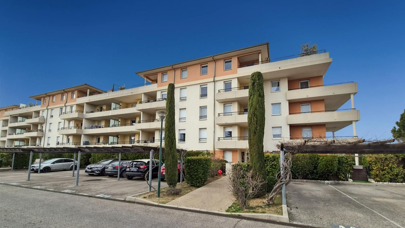 CARPENTRAS Appartement Carpentras 2 pièce(s) 42 m2 105 000 1