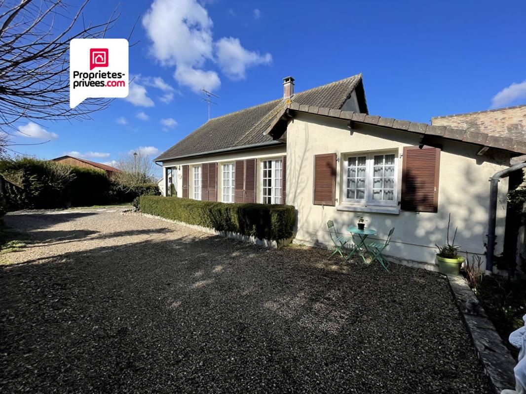 LA COUTURE-BOUSSEY Maison 4 pièce(s) 93 m2 PLAIN-PIED 2 chambres garage jardin 689m2 187000 FAI 2