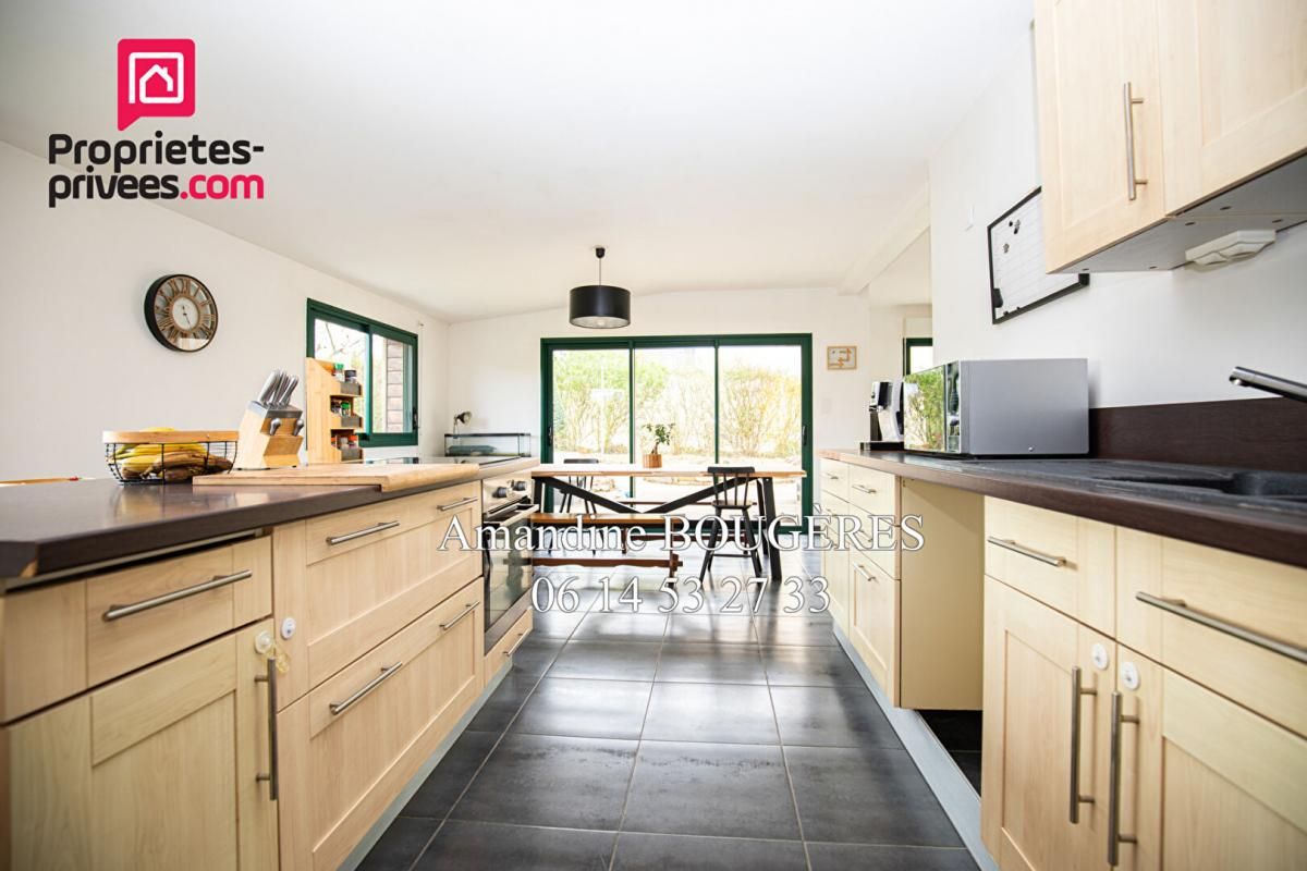 BAIS MAISON RENOVÉE DE 123 M² AVEC 4 CHAMBRES- SUITE PARENTALE-GRAND TERRAIN- 249 800 EUROS HAI 3