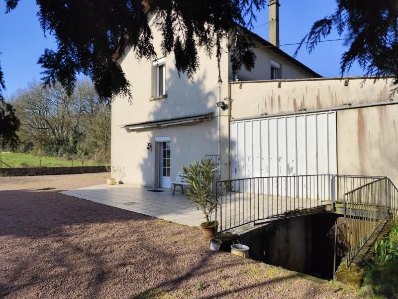 POUZAUGES Maison Pouzauges, 4 chambres et 1 bureau, 115 m² 3