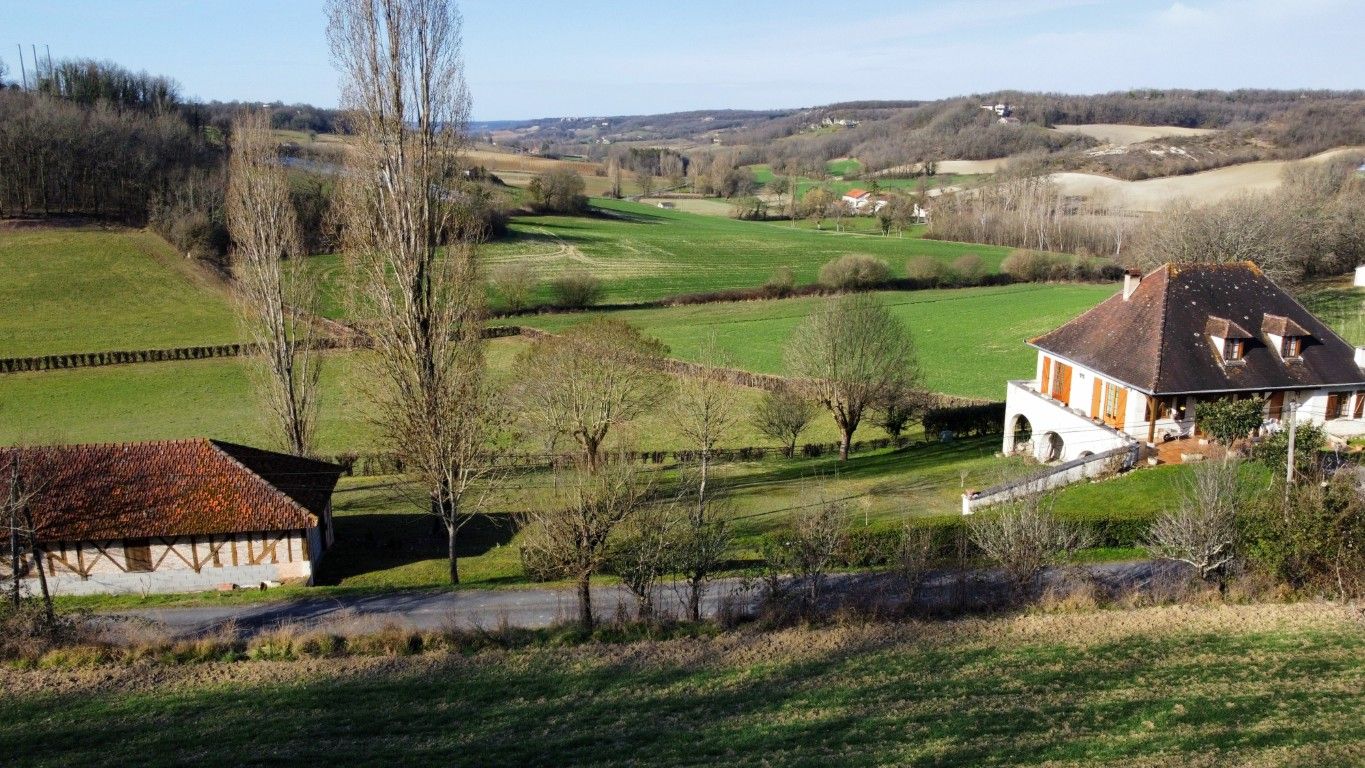 FLAUGNAC Maison 160 m² , 5 chambres, grand sous-sol, jardin, petite dépendance 2