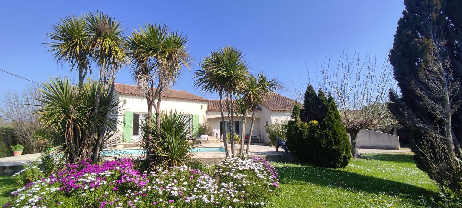 FOURQUES Maison Fourques 158 m2 avec piscine, cabanon 3
