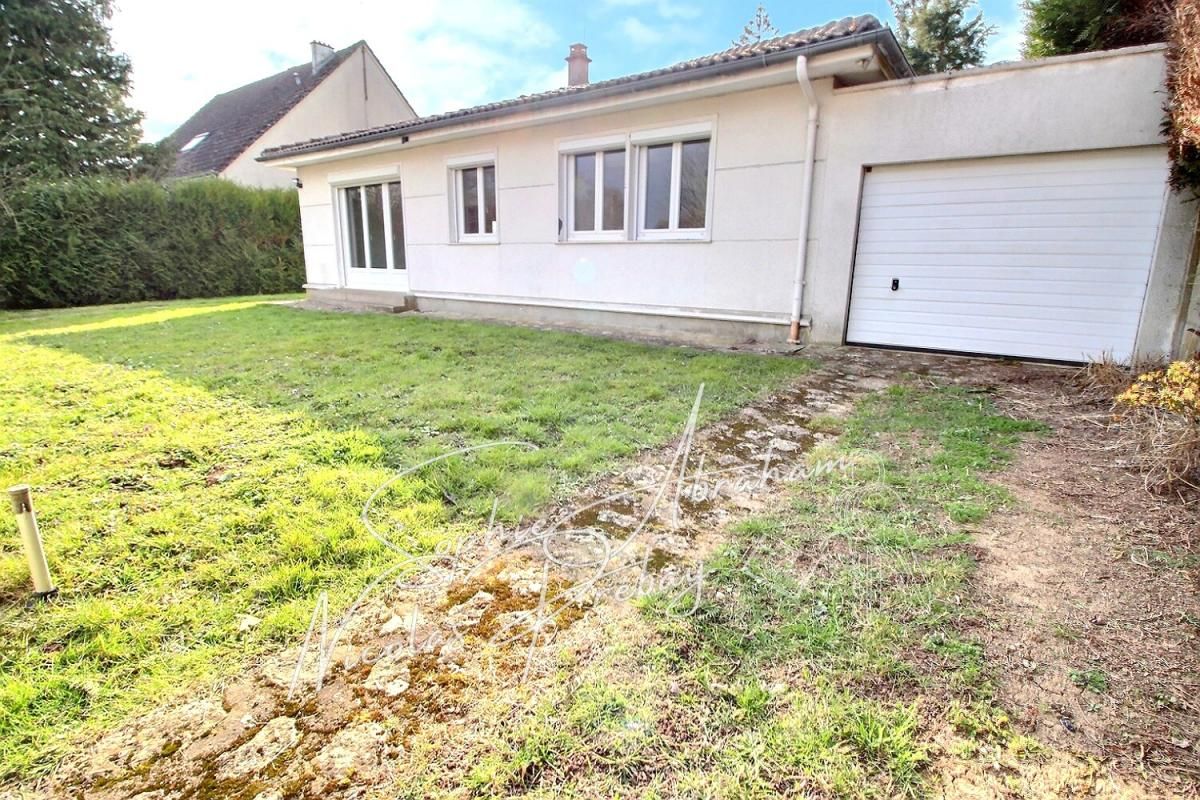 Maison individuelle plain-pied 4 pièces, garage et terrain
