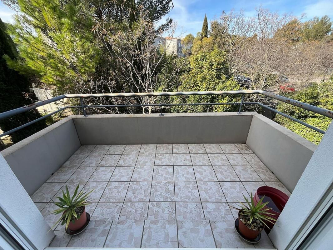 GRABELS T2 avec terrasse, vue dégagée & piscine ,idéal investisseur 3