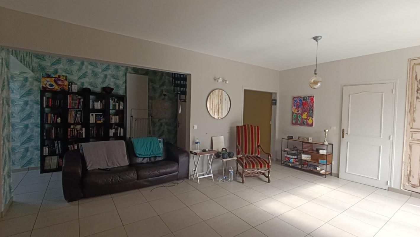 FERE-CHAMPENOISE Maison Fere Champenoise 6 pièce(s) 170 m2 4