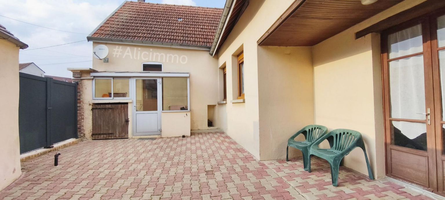 BARBONNE-FAYEL Maison Barbonne Fayel 4 pièce(s) 86 m2 2