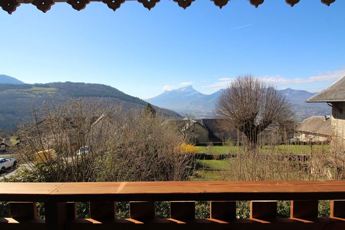 73230 Saint-Jean-d'Arvey - T5 de 85m²