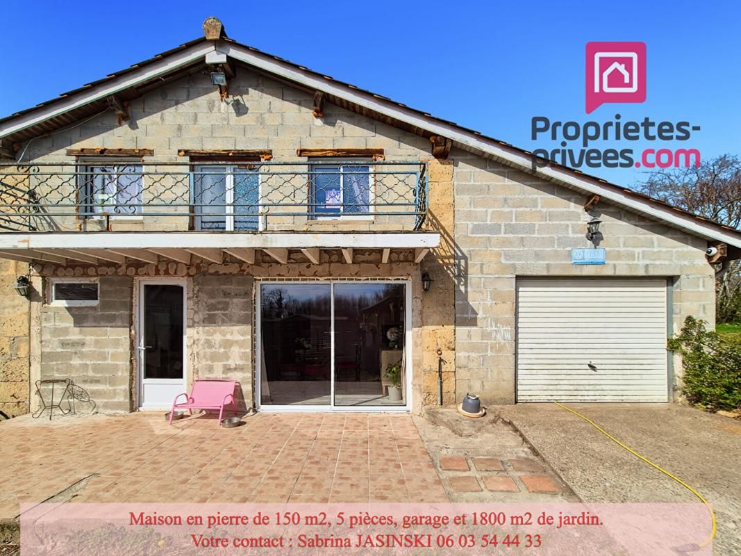 Ancienne grange en pierre de 150 m2, 5 pièces, garage et jardin