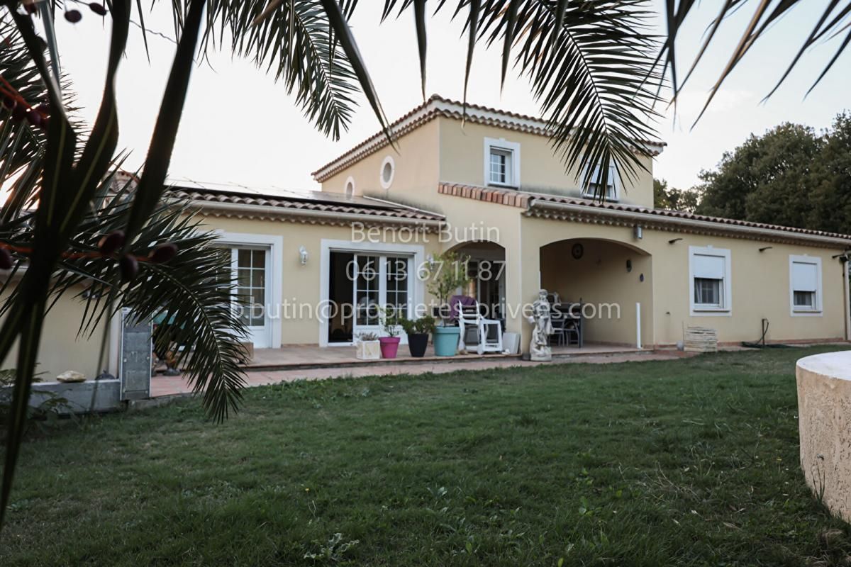 DONZERE Villa 207 m² 5 chambres sur terrain de 1458 m² avec piscine à Donzère 550 000 HAI 2