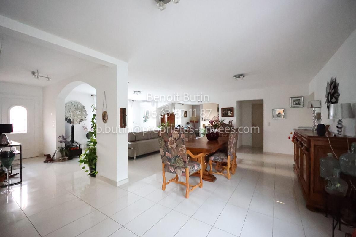 DONZERE Villa 207 m² 5 chambres sur terrain de 1458 m² avec piscine à Donzère 550 000 HAI 3