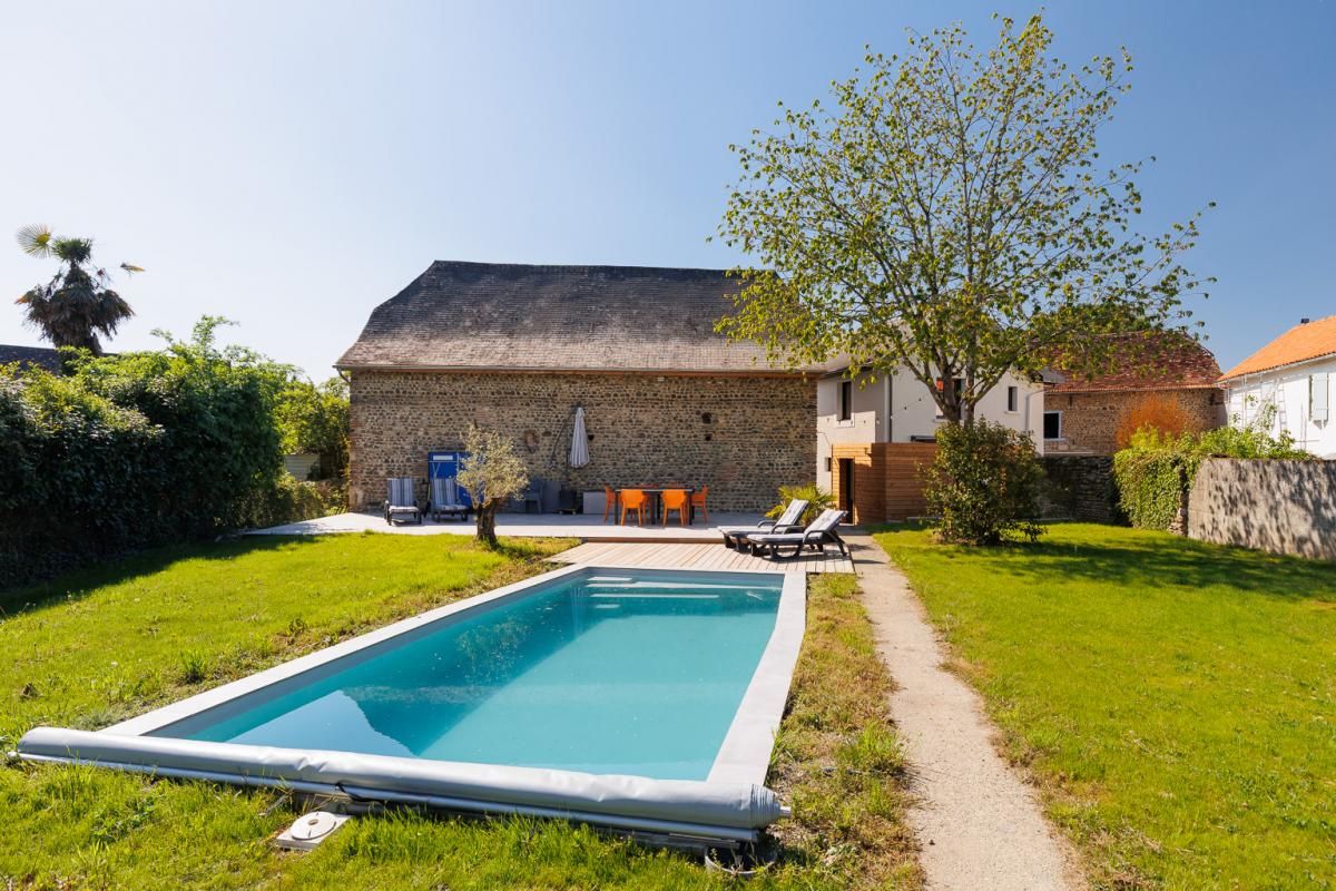 ABOS MAISON BEARNAISE 160 M² HABITALBE - AVEC DEPENDANCE - PISCINE 2
