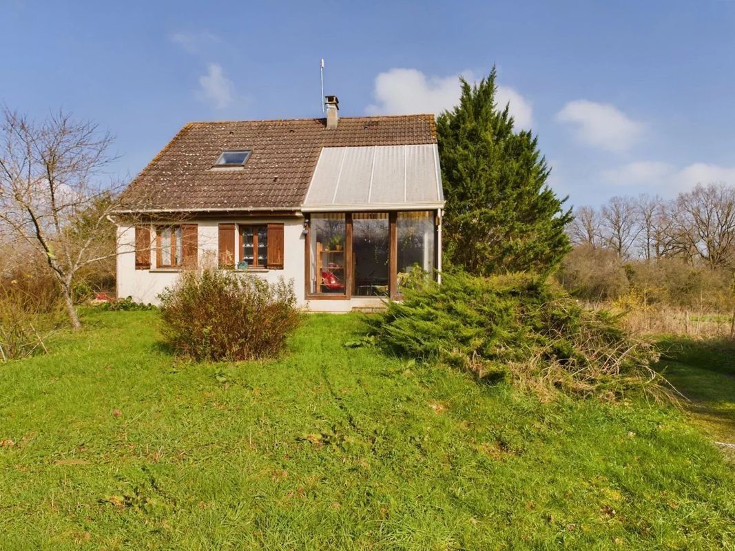 Maison 105 m2 sur 1,7 Hectare 329 000