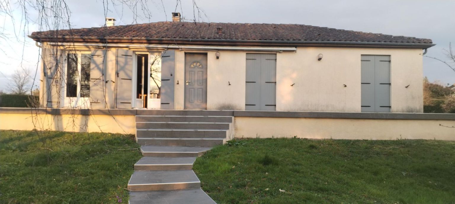 SAINT-JUNIEN Jolie Villa 8 pièces 166 m2 et 2500 terrain 4