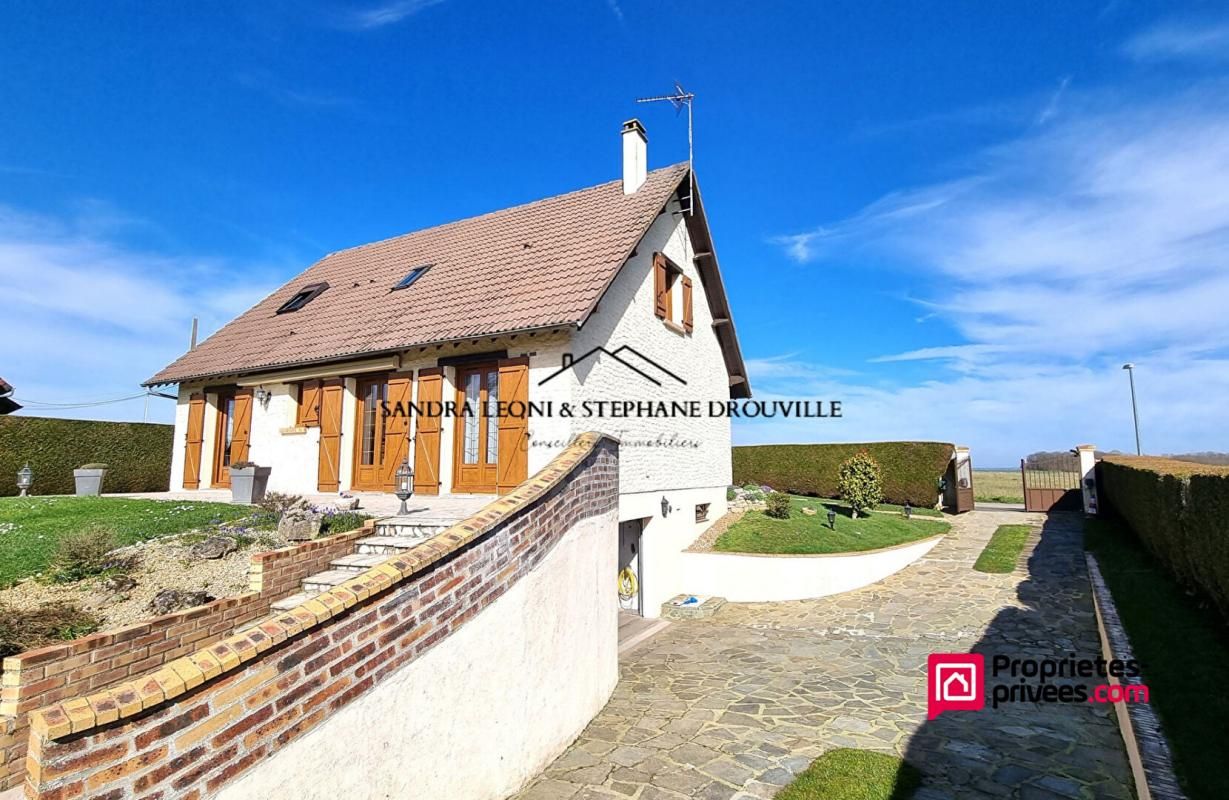 JOUY PROCHE  JOUY - CHARMANTE MAISON  DE 150 m² , 7 pièces 2