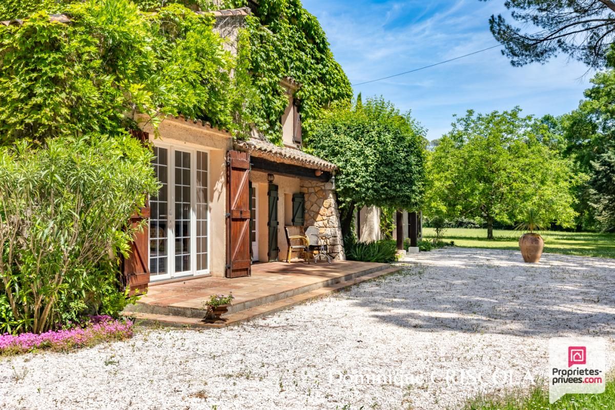 TOURVES Exclusivité : Propriété de caractère à TOURVES 3