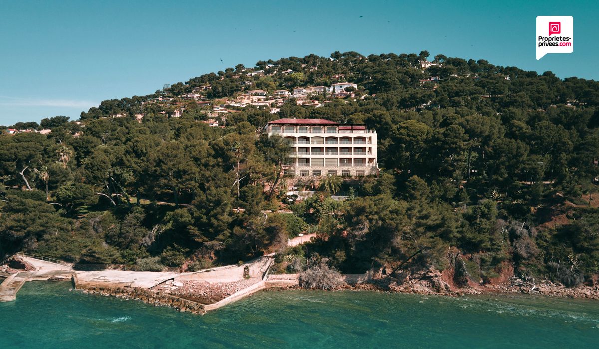 CARQUEIRANNE CARQUEIRANNE 83320 - RIVE ALMA, APPARTEMENT 4 PIÈCES, VUE MER, 206 m2 3