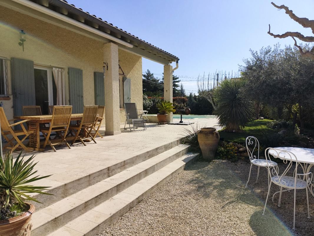 LAURIS LAURIS - Villa pleine de charme - 7 pièces de 160 m² 2