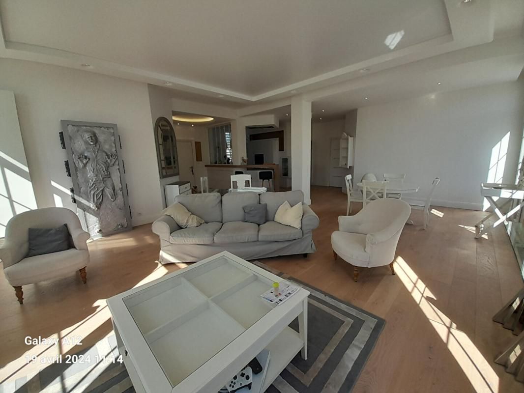 Appartement  3 pièces de 102.64 m2