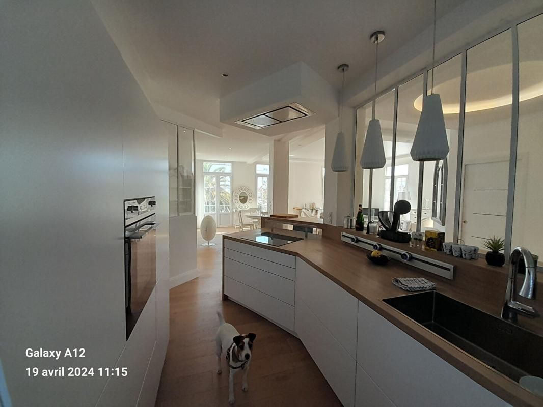 ROYAN Appartement 3 pièces de 102.64 m2 3