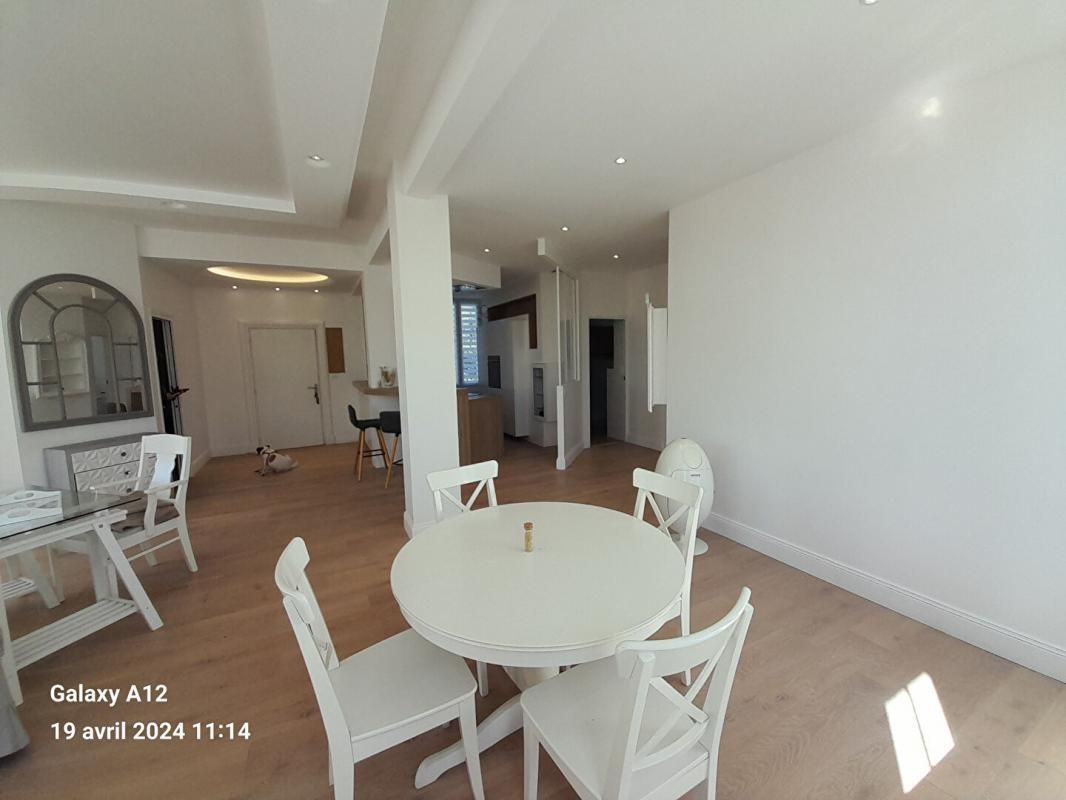 ROYAN Appartement 3 pièces de 102.64 m2 4