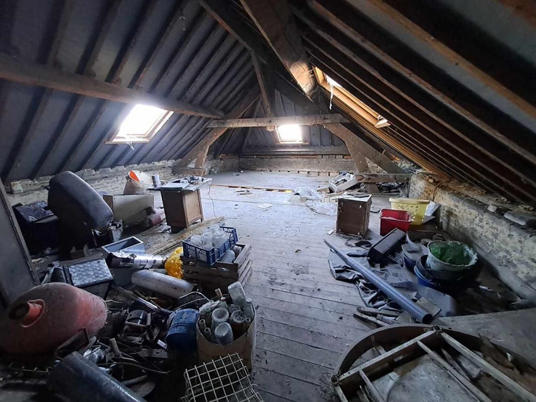 TROSLY-LOIRE Maison Trosly Loire 9 pièce(s) 185 m2 4