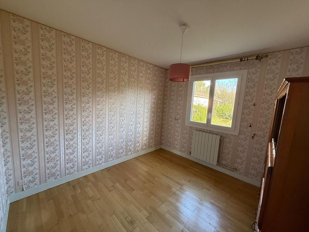 SALLES MAISON A RENOVER 4CH 800M² DE TERRAIN TRIPLE GARAGE 3