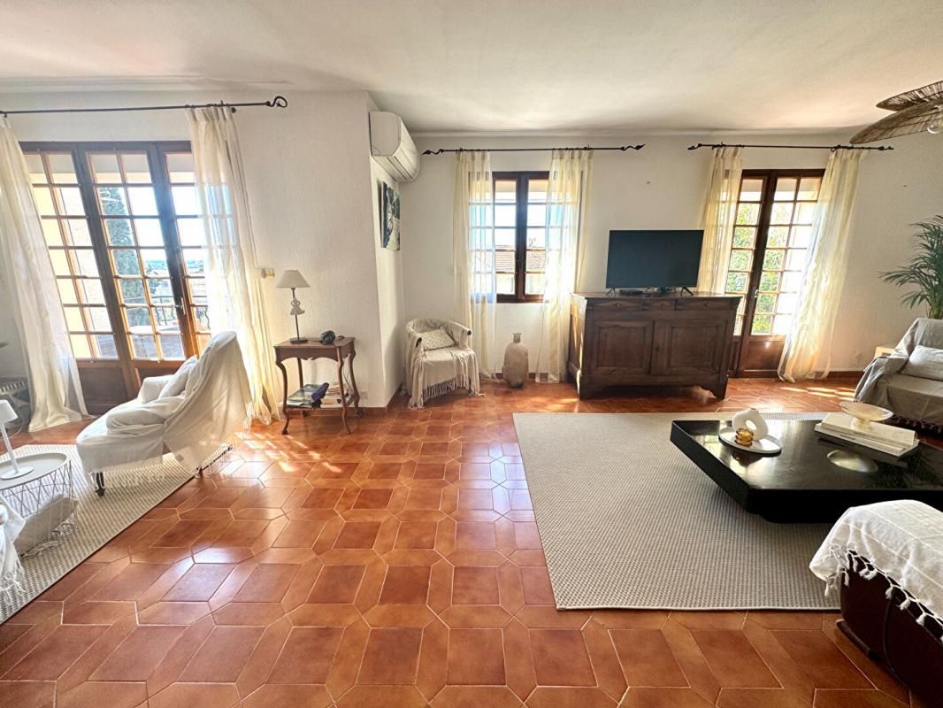 MARTIGUES Maison  6 pièce(s) 110 m2 3
