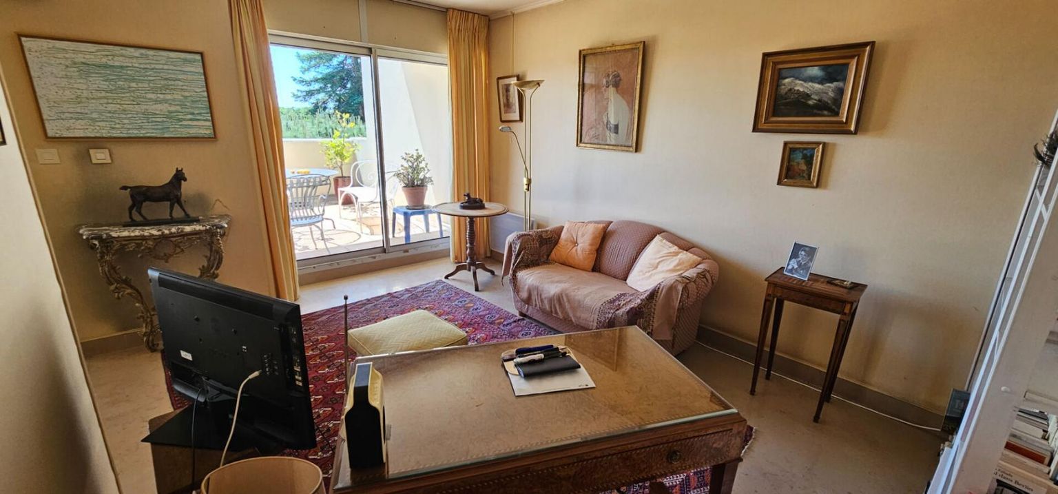 MONTELIMAR Appartement dernier étage de 84m2 avec terrasse et garage 3