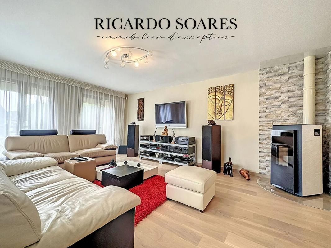 PONT-SAINTE-MAXENCE 60700 PONT-SAINTE-MAXENCE (SARRON) - MAISON INDIVIDUELLE 173m2 au sol, 5 CHAMBRES (dont 3 au rdc), GARAGE, JARDIN 3